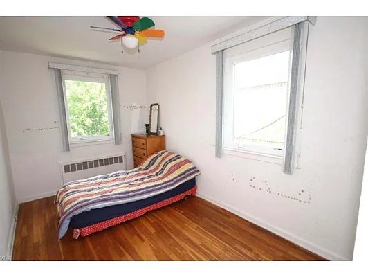 Sold by Bergen Basin Real Estate | media 7