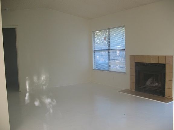 3rd image of 11734 Spring Dale Dr