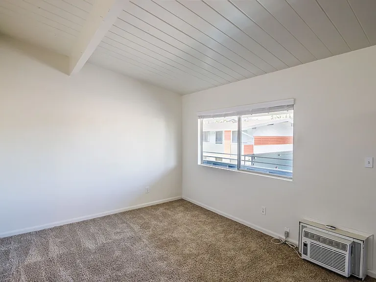 127 W Renette Ave — Photo 19