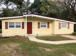422 Essex Dr, Tallahassee, FL 32304