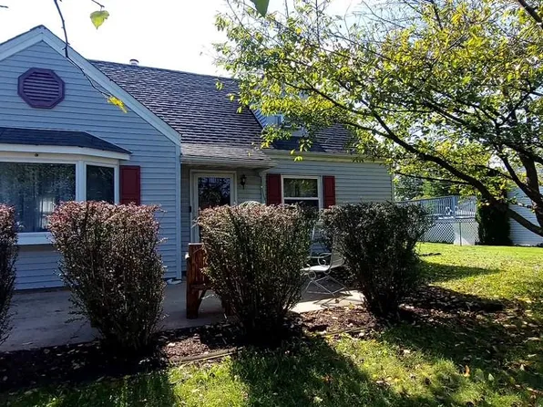 617 Preston Ln, Hatboro, PA 19040
