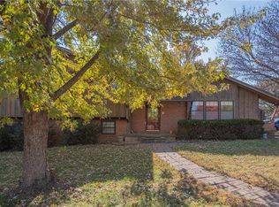 11201 E 64th St, Raytown, MO 64133