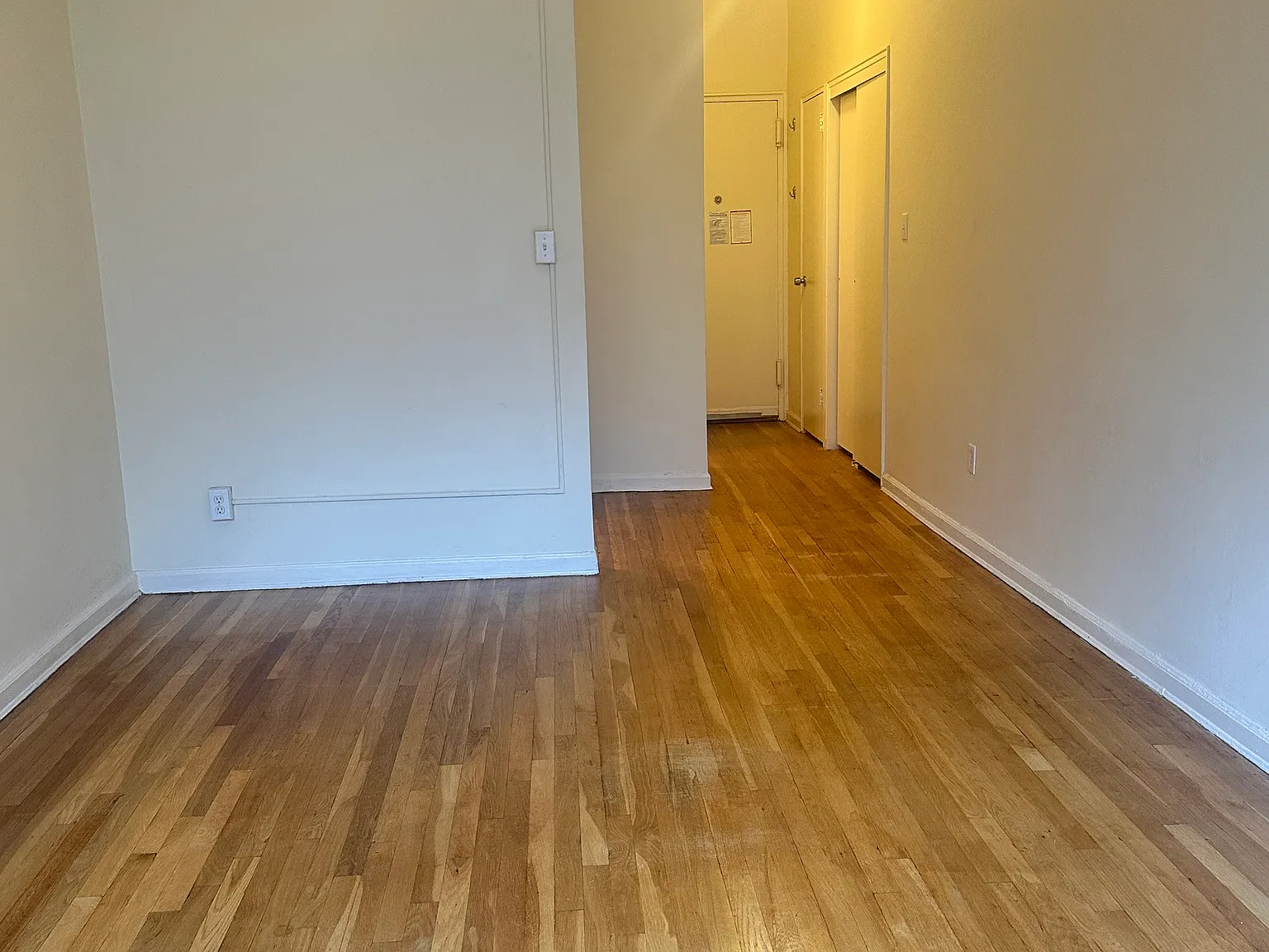 220 East 87th Street — Photo 2