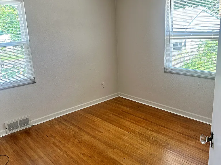2736 Gunckel Blvd — Photo 11