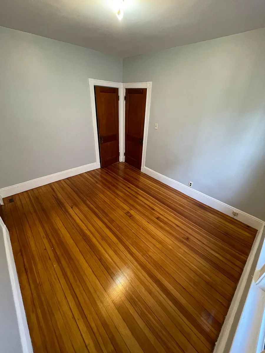 Building Photo - 41 Whitten St #1