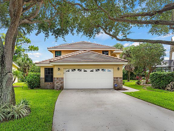 5th image of 4920 Sherwood Forest Dr