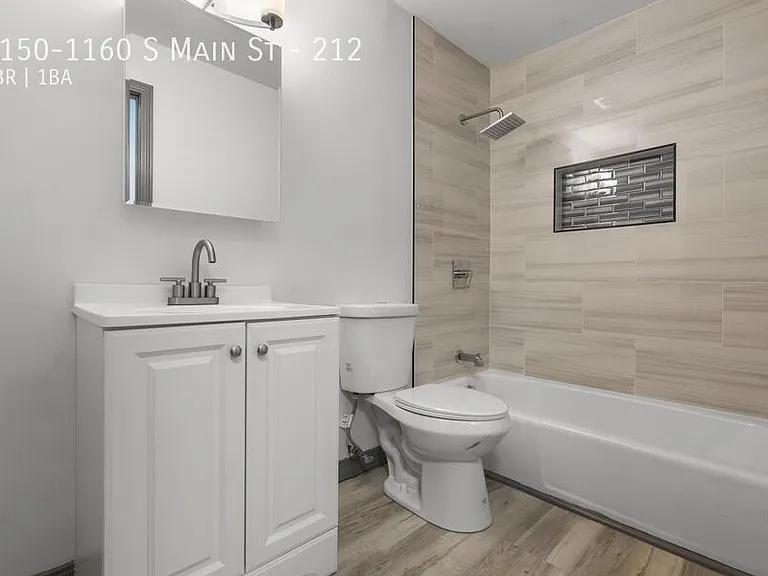 1150-1160 S Main St #212 — Photo 14