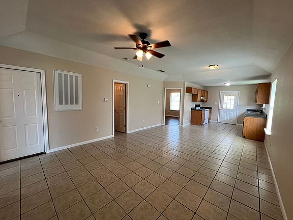 4th image of 1149 Misty Acres Dr