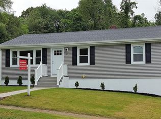 87 Mueller Dr, Hamden, CT 06514