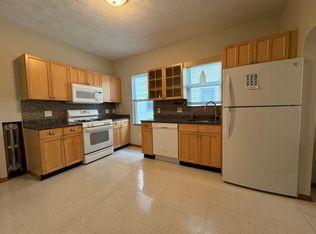 136 Fellsway W #2, Medford, MA 02155