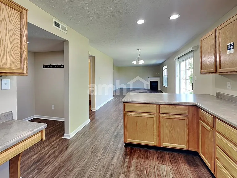 12024 Seahawks Ln — Photo 4