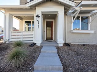 2716 Amora Cir, Santa Rosa, CA 95407