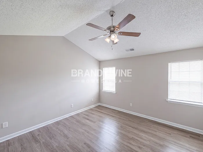 104 Dana Dr — Photo 10