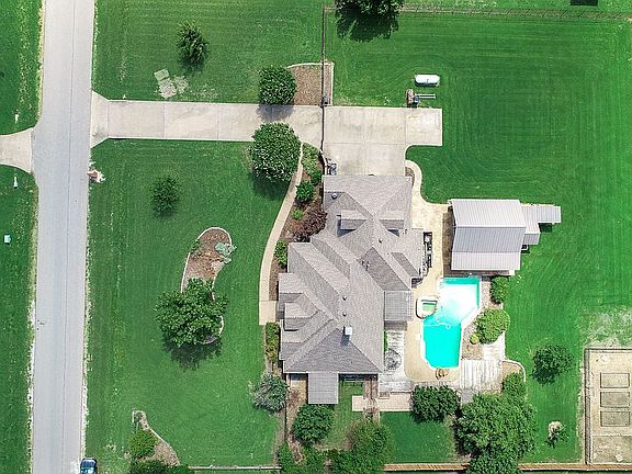 5th image of 4054 Preston Hills Cir