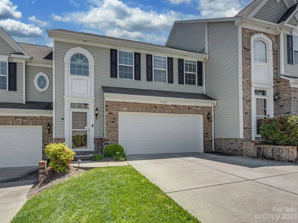 7308 Gallery Pointe Ln, Charlotte, NC 28269