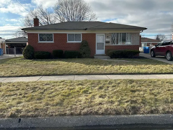 31543 Gloede Dr, Warren, MI 48088