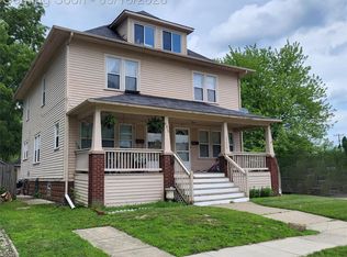 35324 Chestnut St, Wayne, MI 48184
