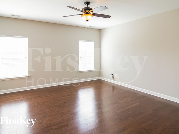 4th image of 3037 Adventure Way