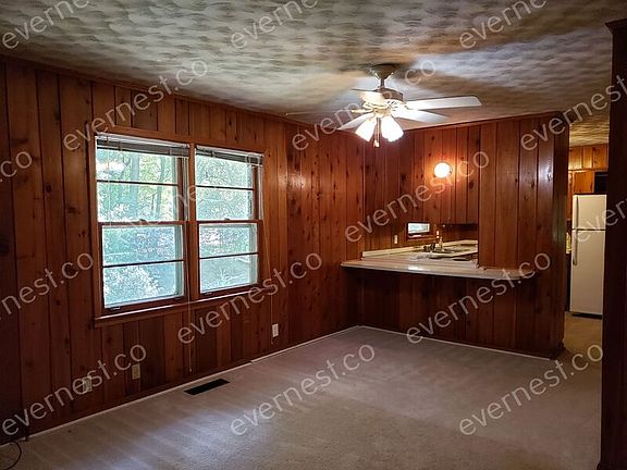 5th image of 3620 Knox Dr NW