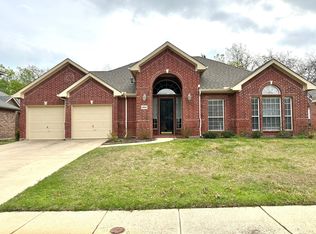 2804 Bur Oak Dr, Flower Mound, TX 75028