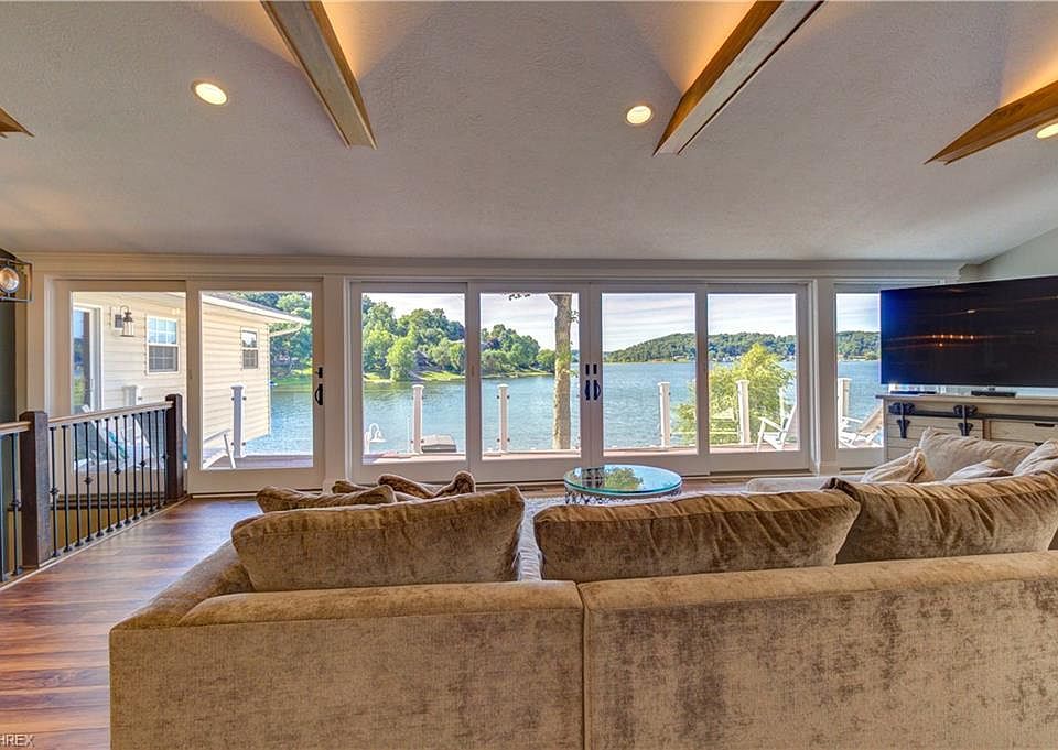 278 W Mohawk Dr Malvern, OH, 44644 Apartments for Rent Zillow