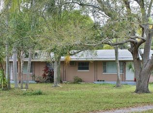 709 Indian Rocks Rd, Belleair, FL 33756