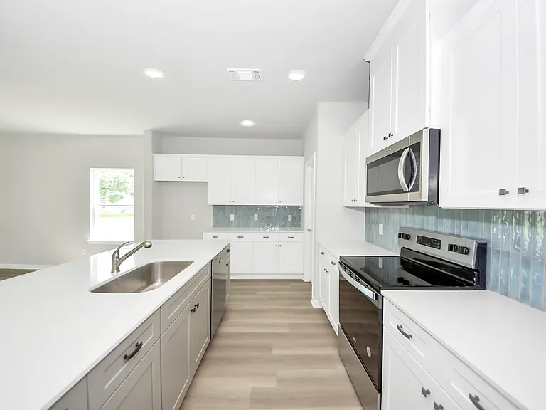 638 Stovall Dr — Photo 13