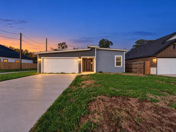 701 Atlanta St, Fort Worth, TX 76104