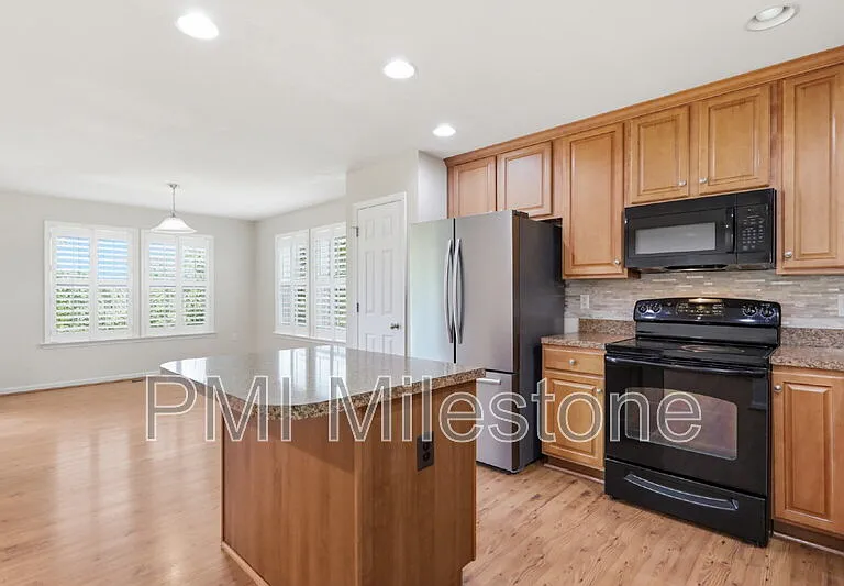 69 Carnegie Links Dr — Photo 6