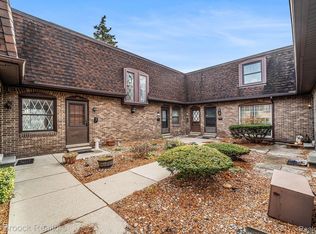 5005 Crooks Rd APT 38, Royal Oak, MI 48073