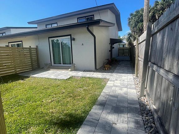 2nd image of 107 Arricola Ave #A
