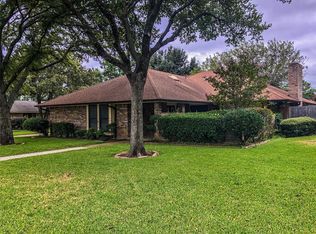 1413 Clover Hill Rd, Mansfield, TX 76063
