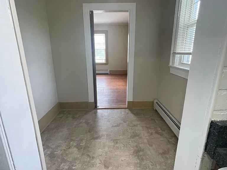 30 George St #1 — Photo 11