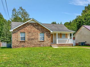 411 Donna Dr, Clarksville, TN 37042