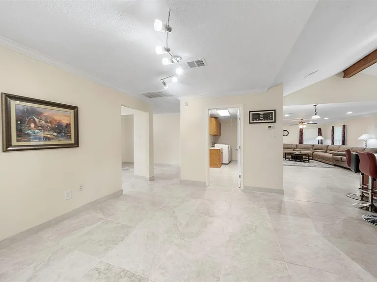 14702 Westway Ln — Photo 14