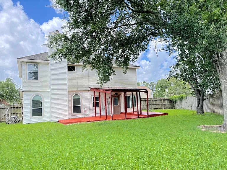 8919 Diamond Lake Ln — Photo 23