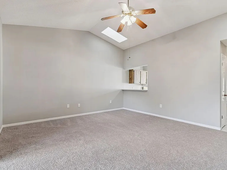 419 Warrenton Rd #419 — Photo 8