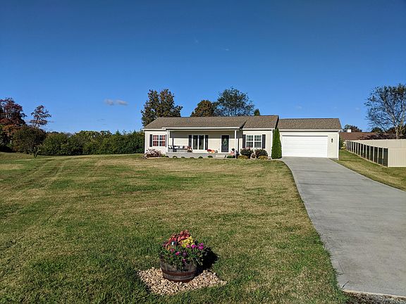 2nd image of 522 Kimberly Way