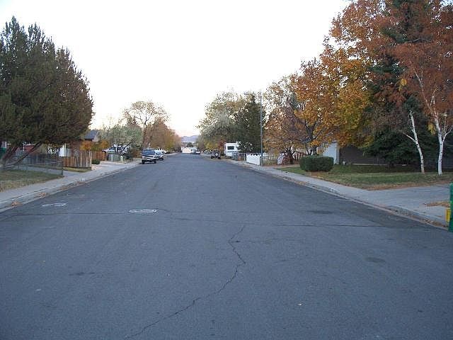 2nd image of 205 W Applegate Way