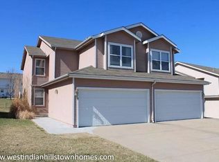 2323 SW Romar Rd, Topeka, KS 66614