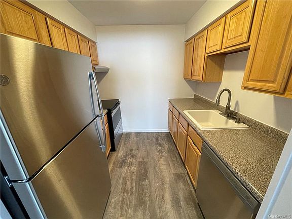 5th image of 1603 Baldwin Ln #16C