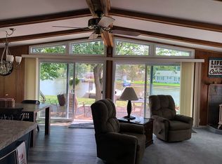 631 S Augres River Dr, Au Gres, MI 48703