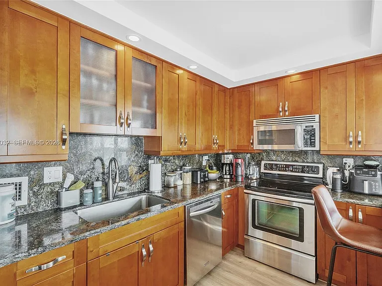 11111 Biscayne Blvd #5A — Photo 30
