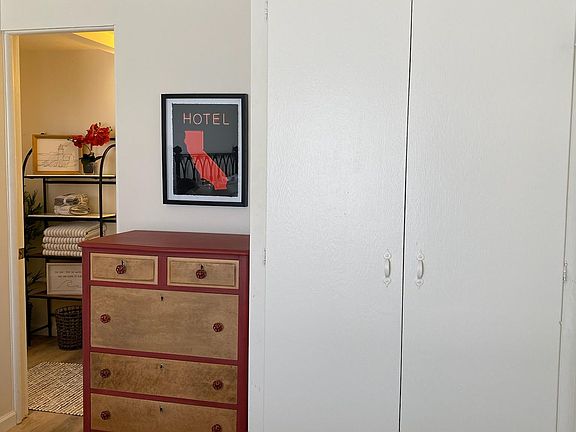 3rd image of 328 Morro Ave #328