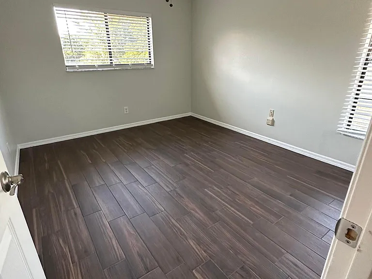 12445 Everard Dr — Photo 12