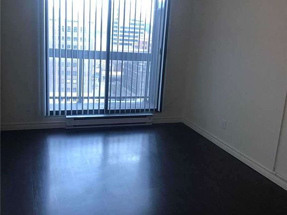 3rd image of 150 Park St W #1307