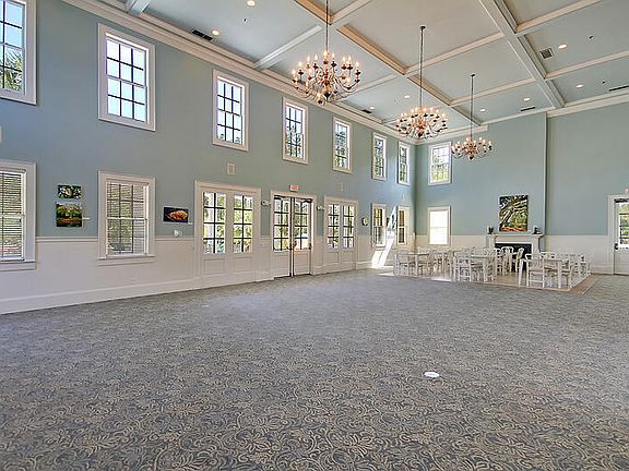 5th image of 2024 Amenity Park Dr