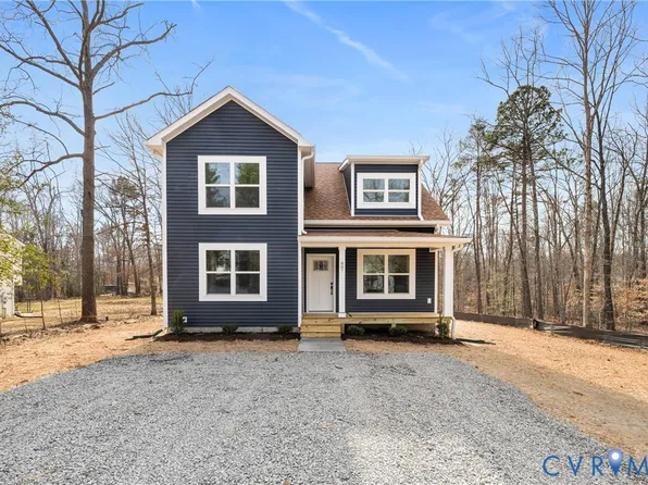 887 Campers Ln, Ruther Glen, VA 22546