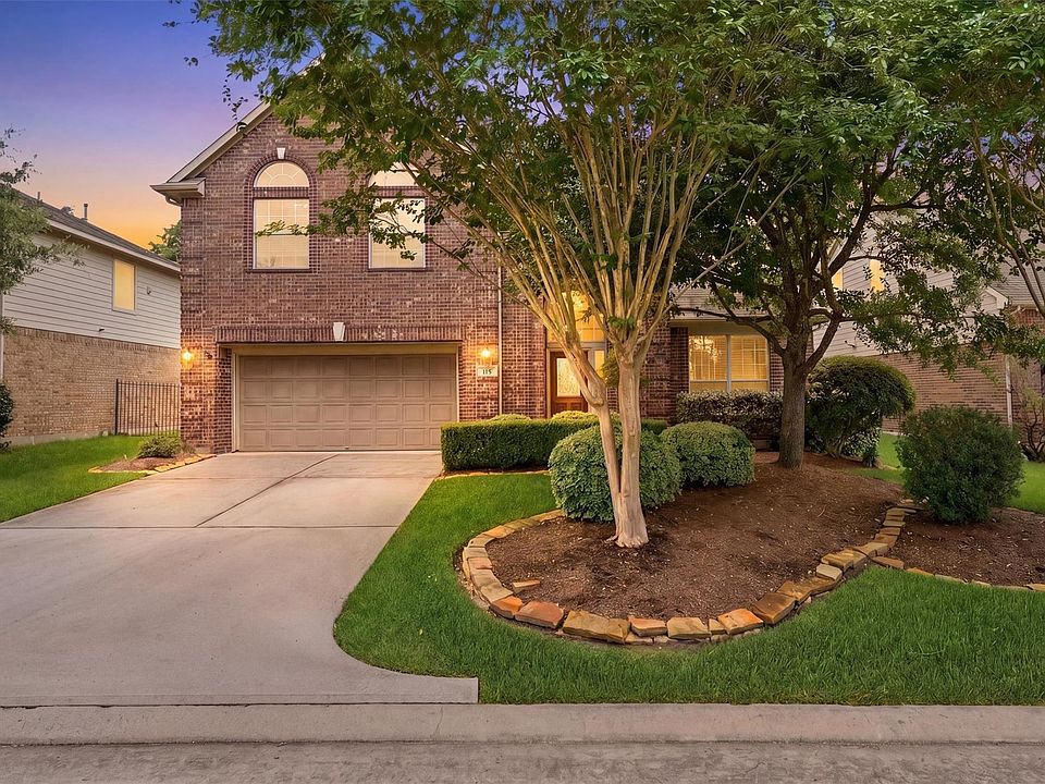 1st image of 115 S Rocky Point Cir