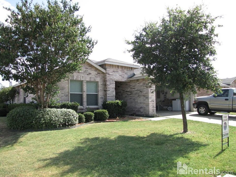 1st image of 5544 Camarillo Dr